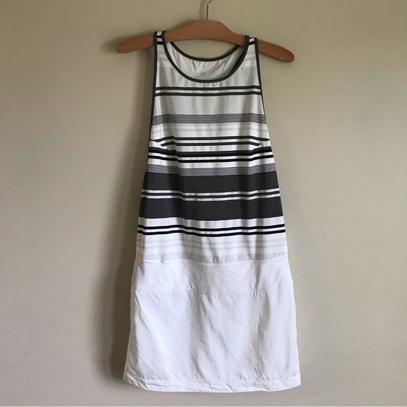 Lululemon Blissed Out Tank Dress Mini Racerback White Black Stripes Lightweight - Picture 2 of 8